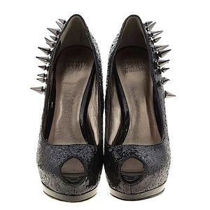 Truth or dare by Madonna pumps